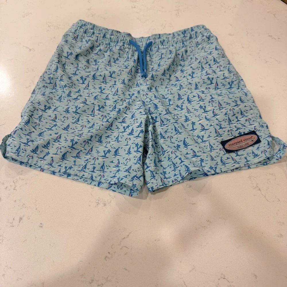 Vineyard Vines Boy Swimming Shorts Size S( 8-10)